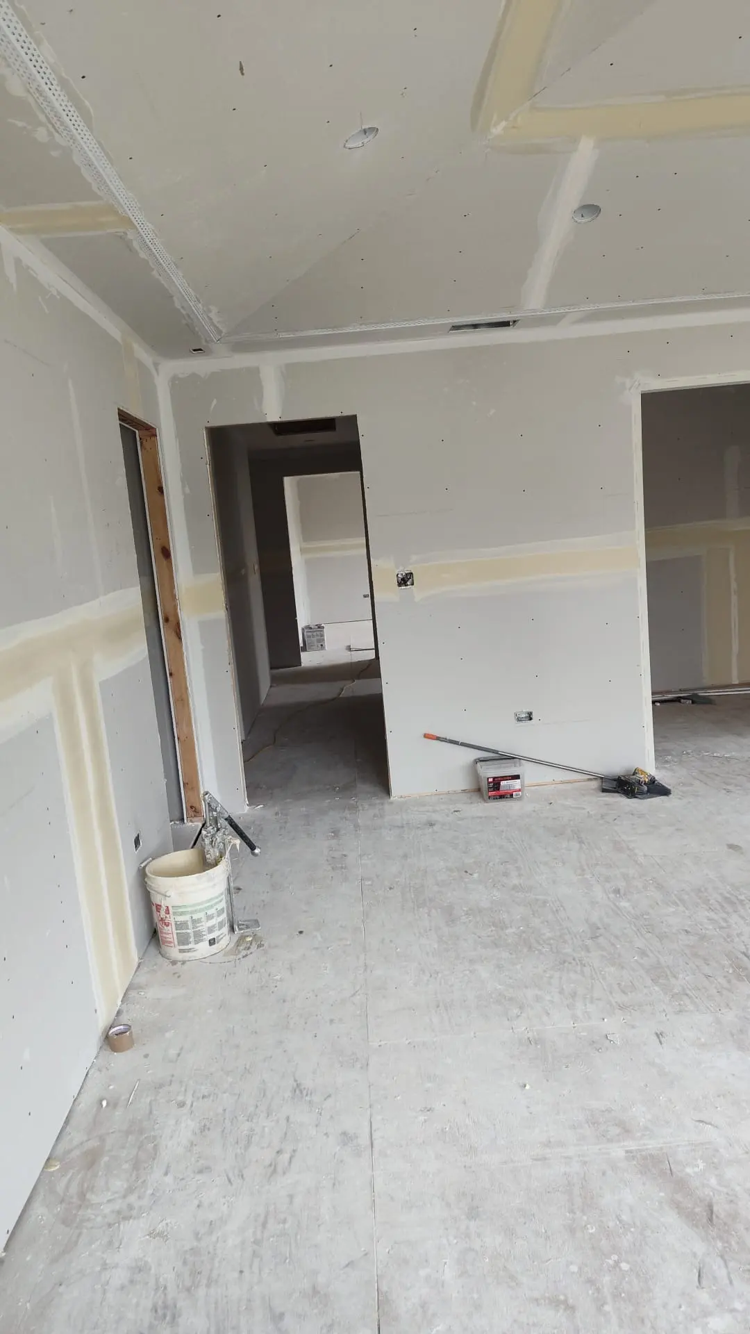 P&E Barroche Company remodeling project photo 26 — Glendale Heights, IL