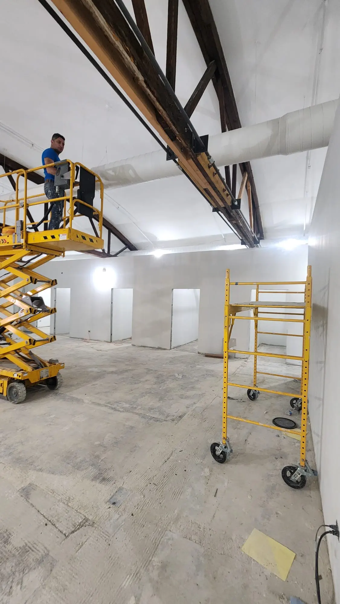 P&E Barroche Company remodeling project photo 35 — Glendale Heights, IL