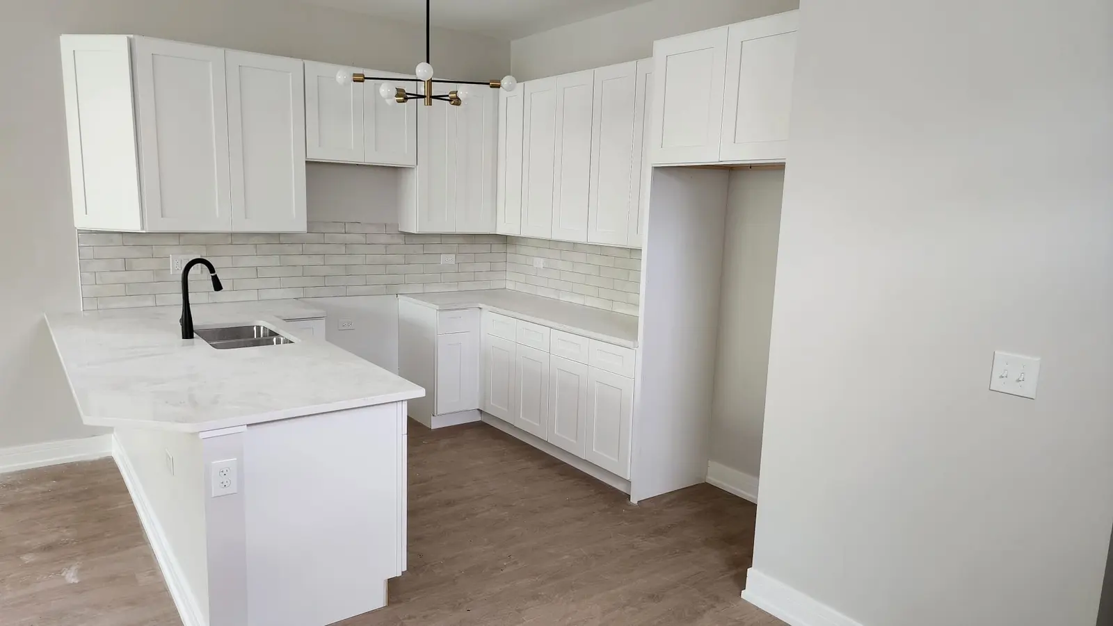 P&E Barroche Company remodeling project photo 58 — Glendale Heights, IL