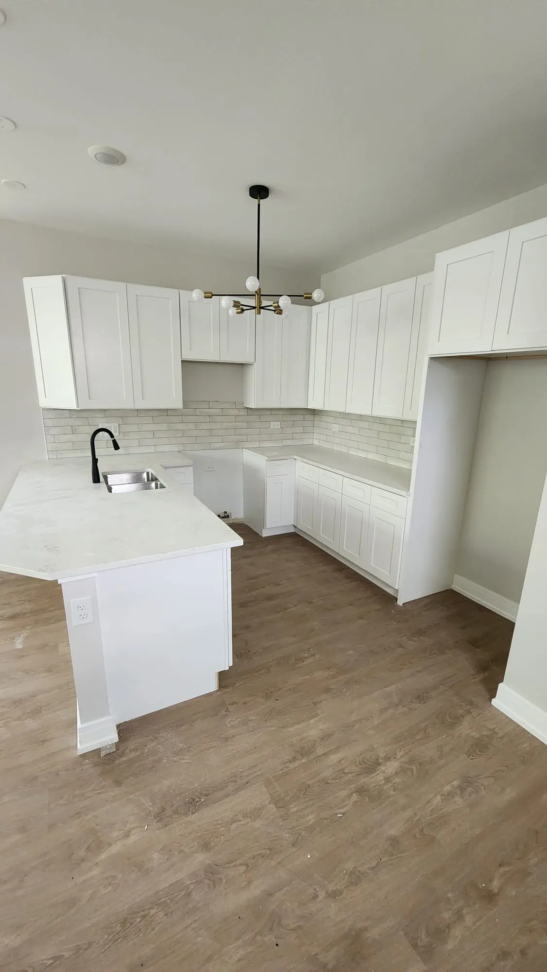 P&E Barroche Company remodeling project photo 60 — Glendale Heights, IL